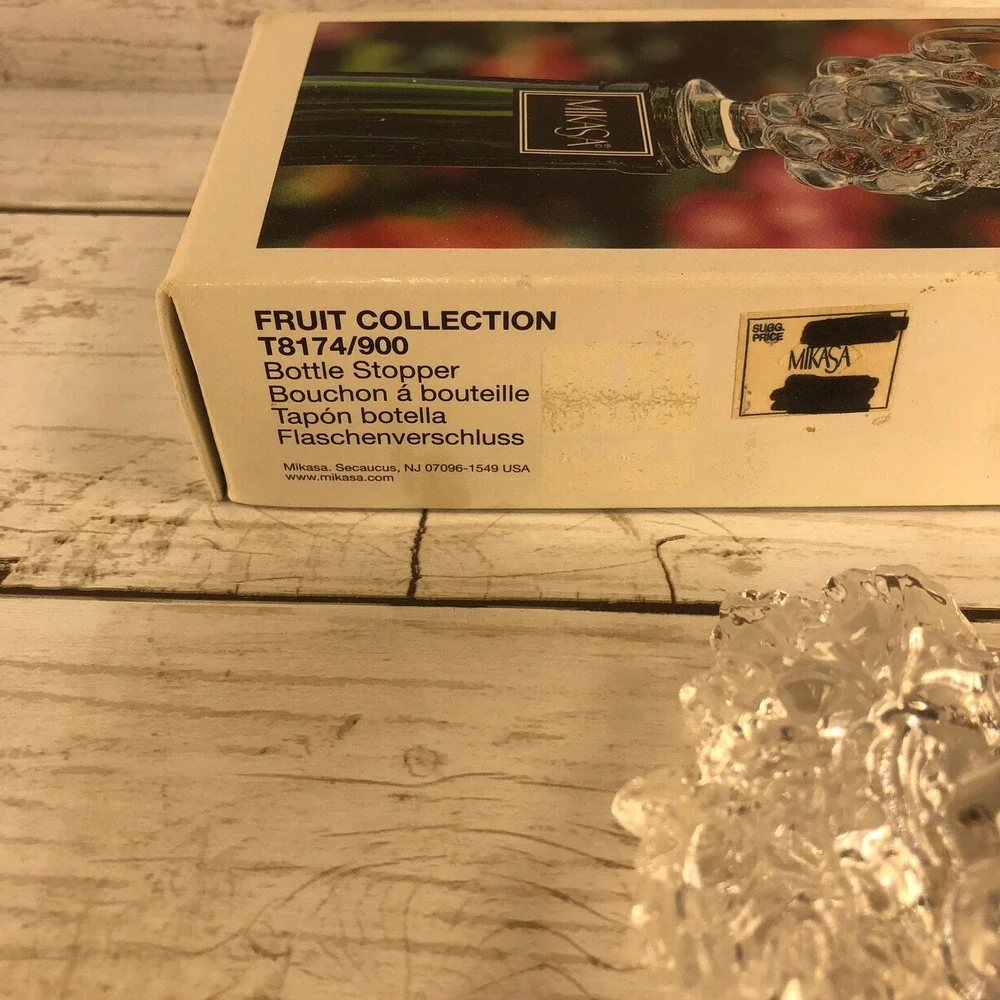 Mikasa Crystal Wine Bottle Stoppers Monterey & Fruit Collection Grapes Set of‎ 2